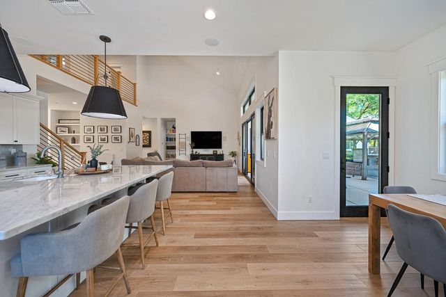 2201 Deer Valley Rd, Rescue, CA 95672