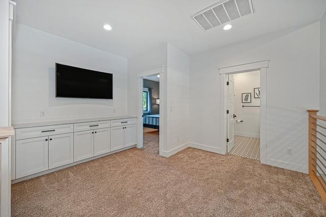2201 Deer Valley Rd, Rescue, CA 95672