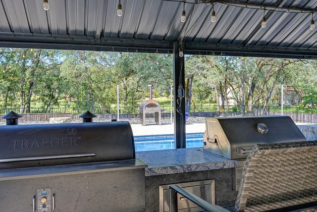 2201 Deer Valley Rd, Rescue, CA 95672