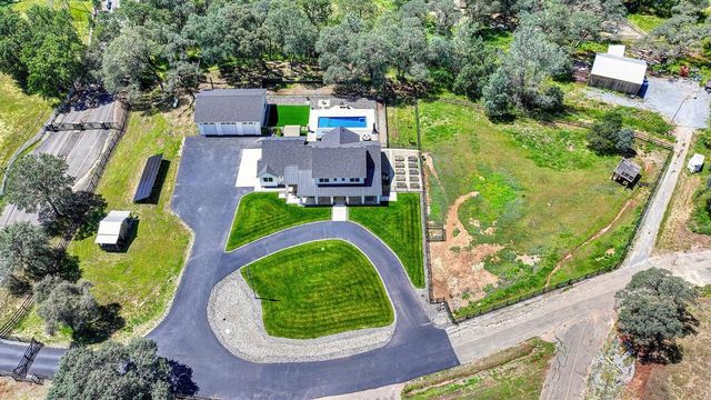 2201 Deer Valley Rd, Rescue, CA 95672