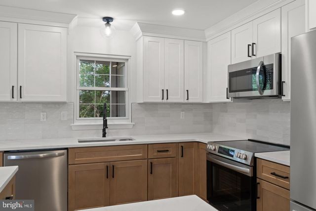 43 KINGSTON WAY, Southampton, NJ 08088