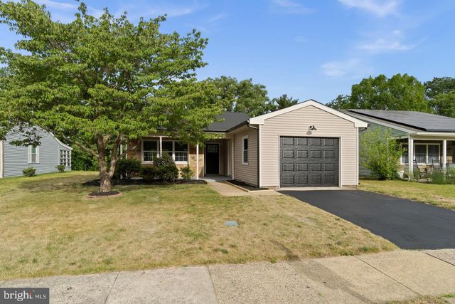 43 KINGSTON WAY, Southampton, NJ 08088