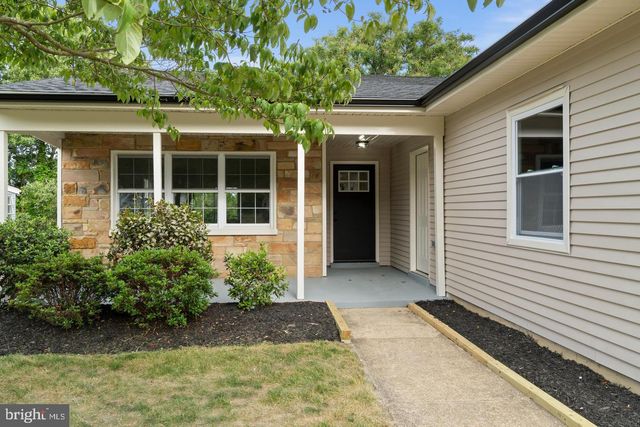 43 KINGSTON WAY, Southampton, NJ 08088