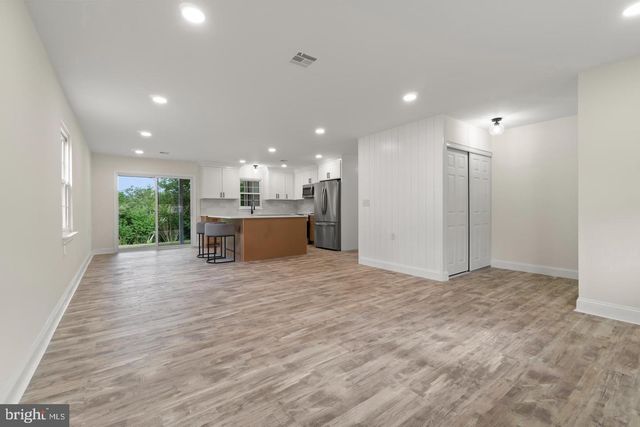 43 KINGSTON WAY, Southampton, NJ 08088