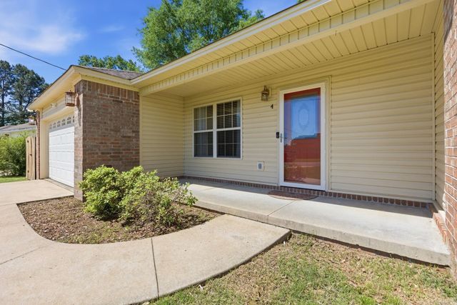 4 Cedar Loop, Beebe, AR 72012