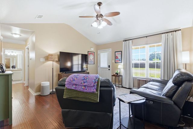 4 Cedar Loop, Beebe, AR 72012