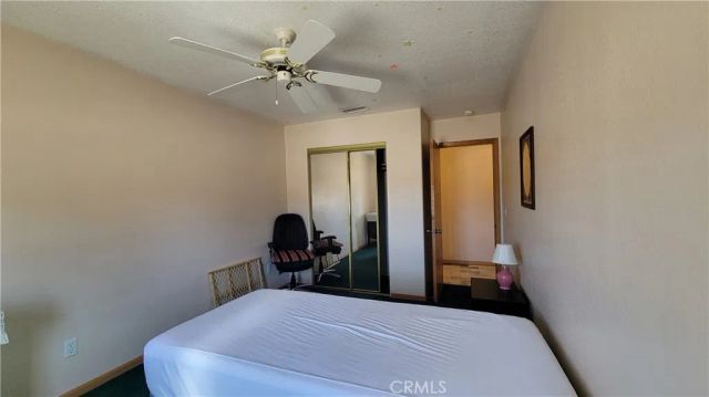 8756 Oakwood Avenue, Hesperia, CA 92345