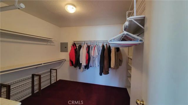 8756 Oakwood Avenue, Hesperia, CA 92345