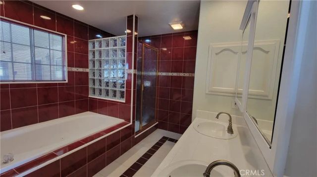 8756 Oakwood Avenue, Hesperia, CA 92345