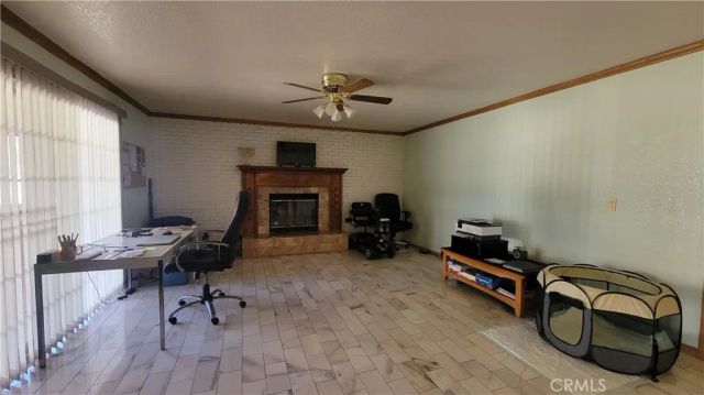 8756 Oakwood Avenue, Hesperia, CA 92345