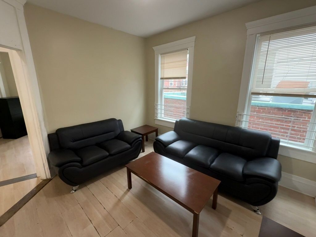 139-141 Franklin St 2, Lynn, MA 01902