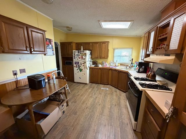 2041 mills cart Road, Salem, IL 62881