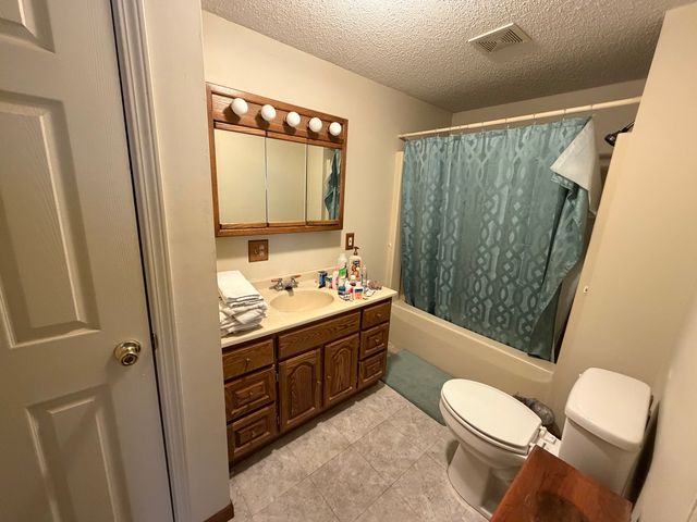 2041 mills cart Road, Salem, IL 62881