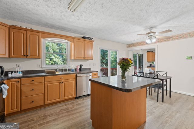 34 Bradford Drive SW, Cartersville, GA 30120