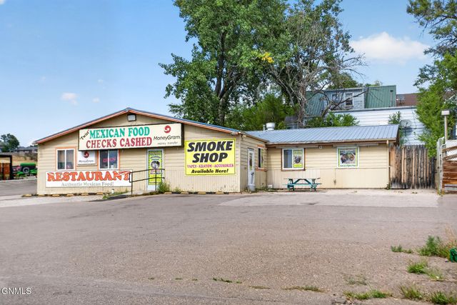 404 2nd Avenue SW, Watford City, ND 58854 property photo