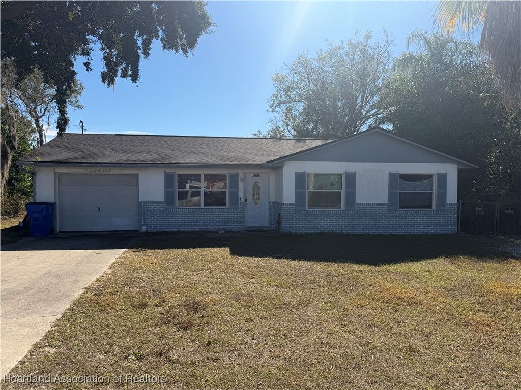 3505 Lister Street, Sebring, FL 33872