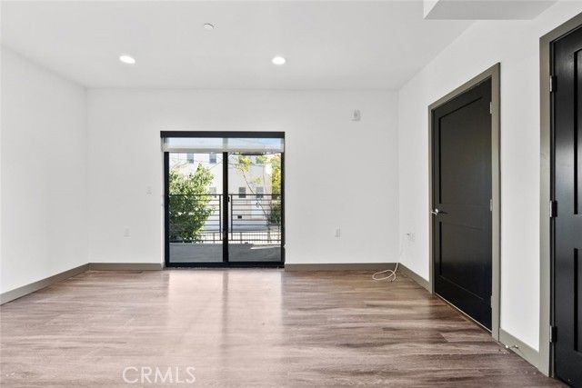 178 Alexandria Avenue, Los Angeles, CA 90004