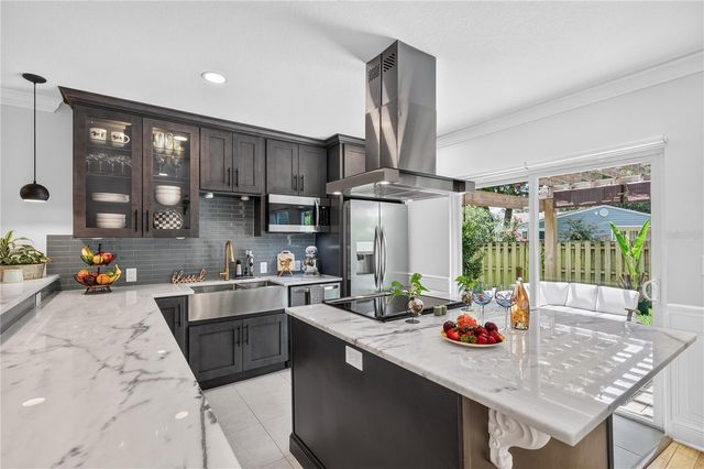 2028 ILLINOIS STREET, Orlando, FL 32803