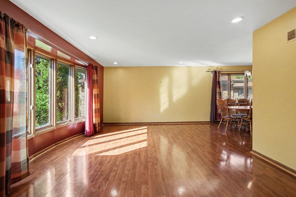 1132 E 166th Place, South Holland, IL 60473 — photo 2