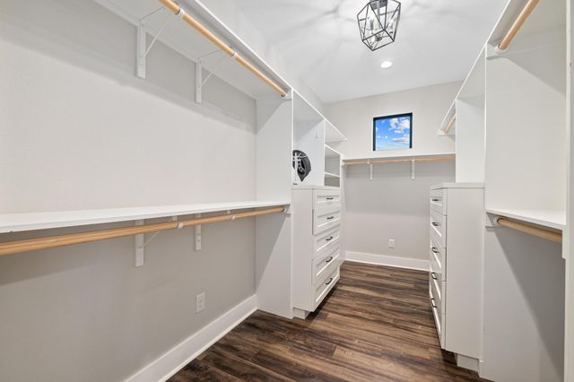 4408 Hennig DR, Austin, TX 78738