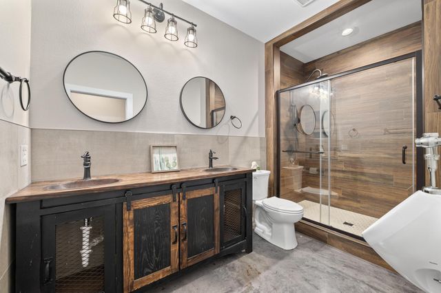 4408 Hennig DR, Austin, TX 78738