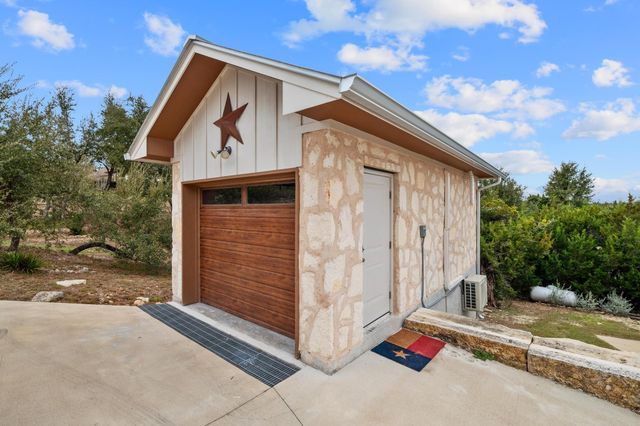 4408 Hennig DR, Austin, TX 78738