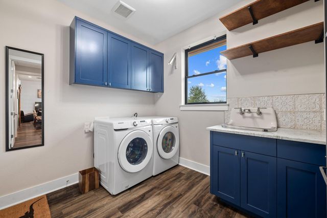 4408 Hennig DR, Austin, TX 78738