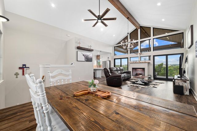 4408 Hennig DR, Austin, TX 78738