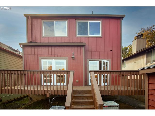 2617 Nw THURMAN St, Portland, OR 97210