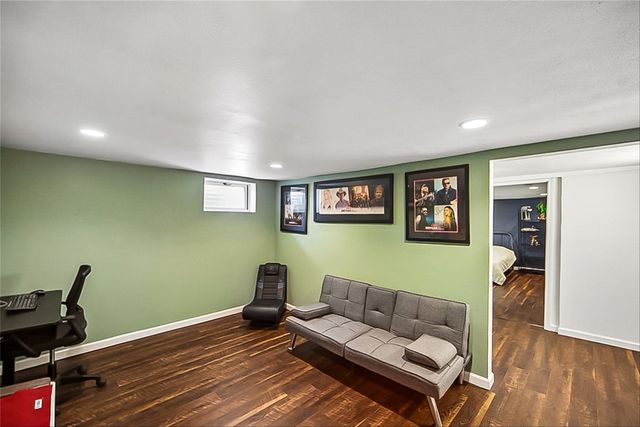 105 15th Street, Dallas Center, IA 50063