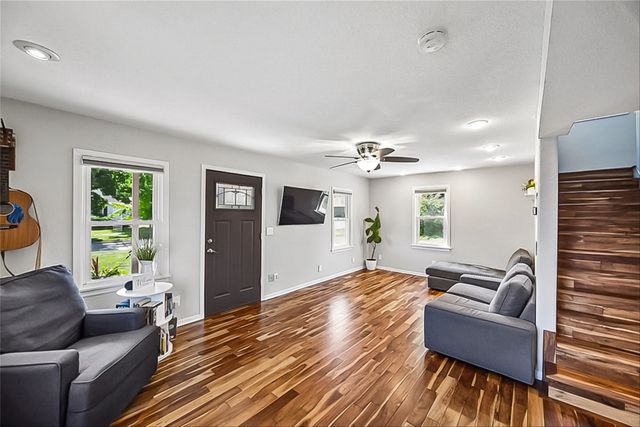 105 15th Street, Dallas Center, IA 50063