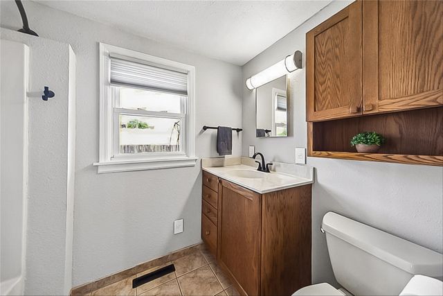105 15th Street, Dallas Center, IA 50063