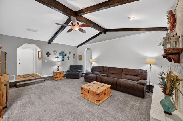 745 Carol Lane, Burleson, TX 76028