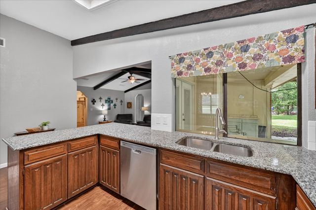 745 Carol Lane, Burleson, TX 76028