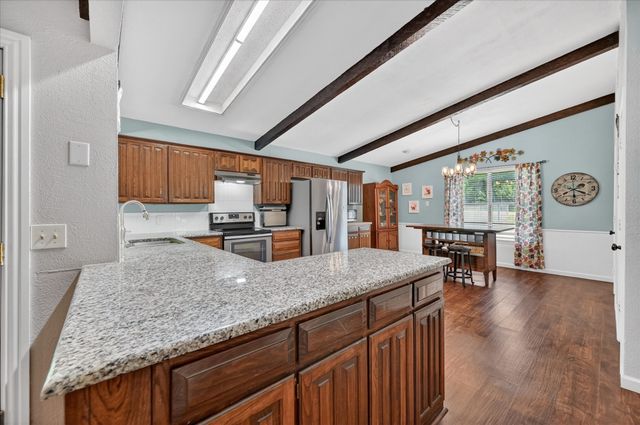 745 Carol Lane, Burleson, TX 76028