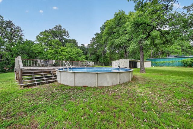745 Carol Lane, Burleson, TX 76028