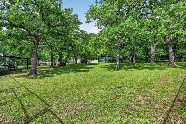 745 Carol Lane, Burleson, TX 76028
