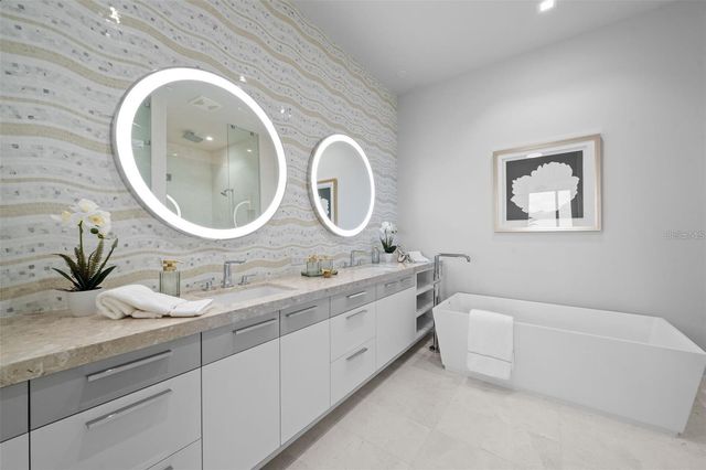 1591 GULF OF MEXICO DRIVE 515, Longboat Key, FL 34228