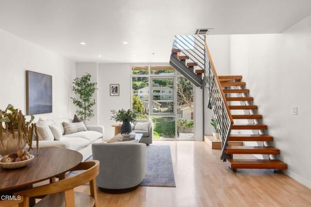 285 N Ventura Avenue 5, Ventura, CA 93001