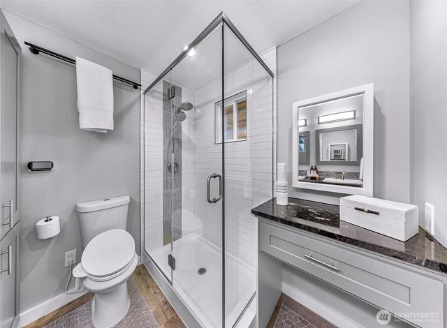 13325 Beverly Park Road, Lynnwood, WA 98087