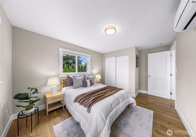 13325 Beverly Park Road, Lynnwood, WA 98087