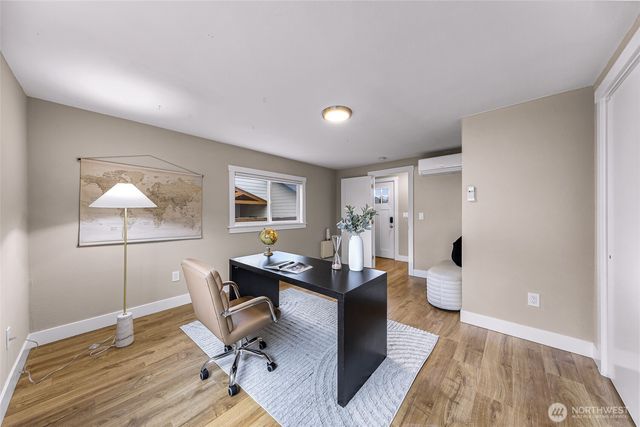 13325 Beverly Park Road, Lynnwood, WA 98087