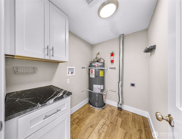 13325 Beverly Park Road, Lynnwood, WA 98087