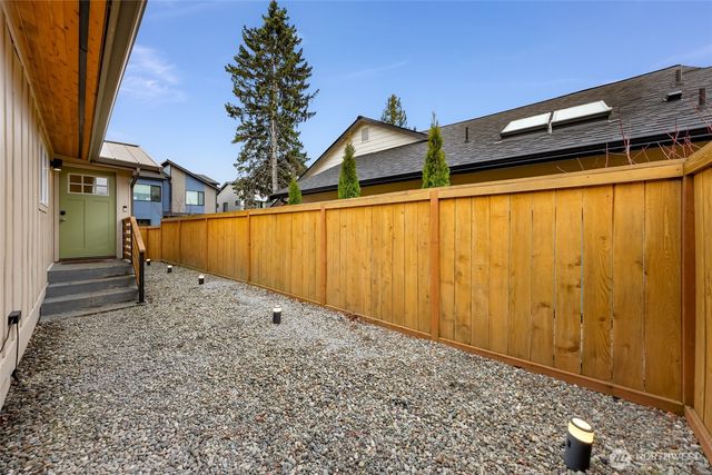 13325 Beverly Park Road, Lynnwood, WA 98087