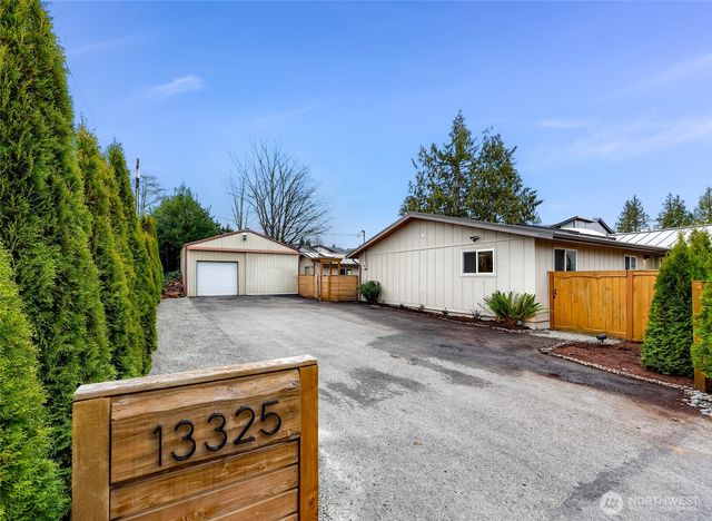 13325 Beverly Park Road, Lynnwood, WA 98087
