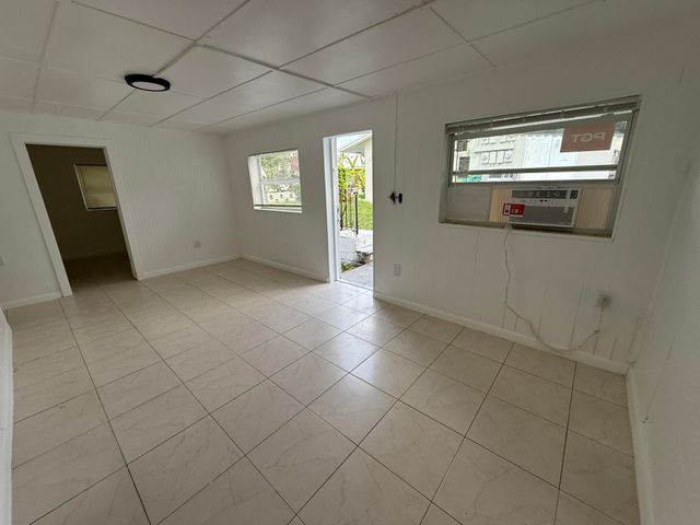 3705 SW 13th Court 1-5, Fort Lauderdale, FL 33312