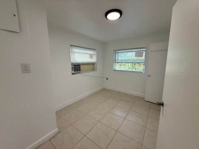 3705 SW 13th Court 1-5, Fort Lauderdale, FL 33312