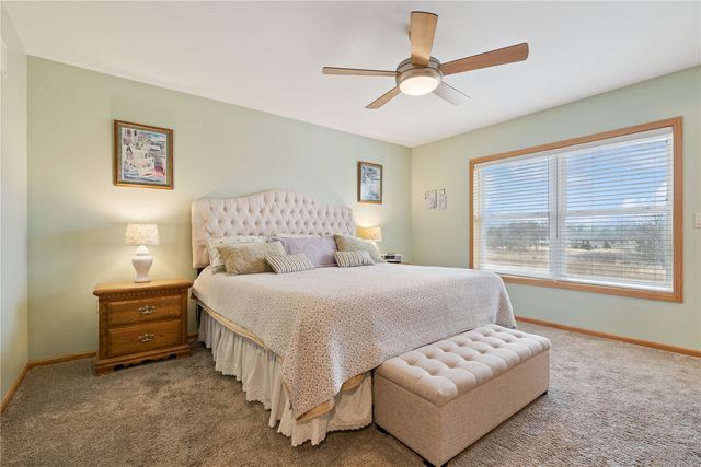 1101 Wood Lily Road, Solon, IA 52333