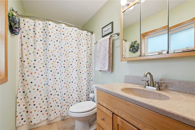 1101 Wood Lily Road, Solon, IA 52333