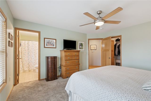 1101 Wood Lily Road, Solon, IA 52333